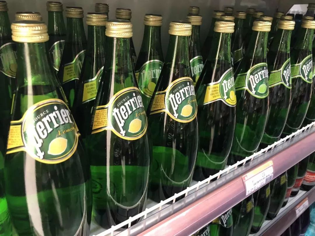 下调日用消费品进口关税受益股,日用消费品进口关税降价