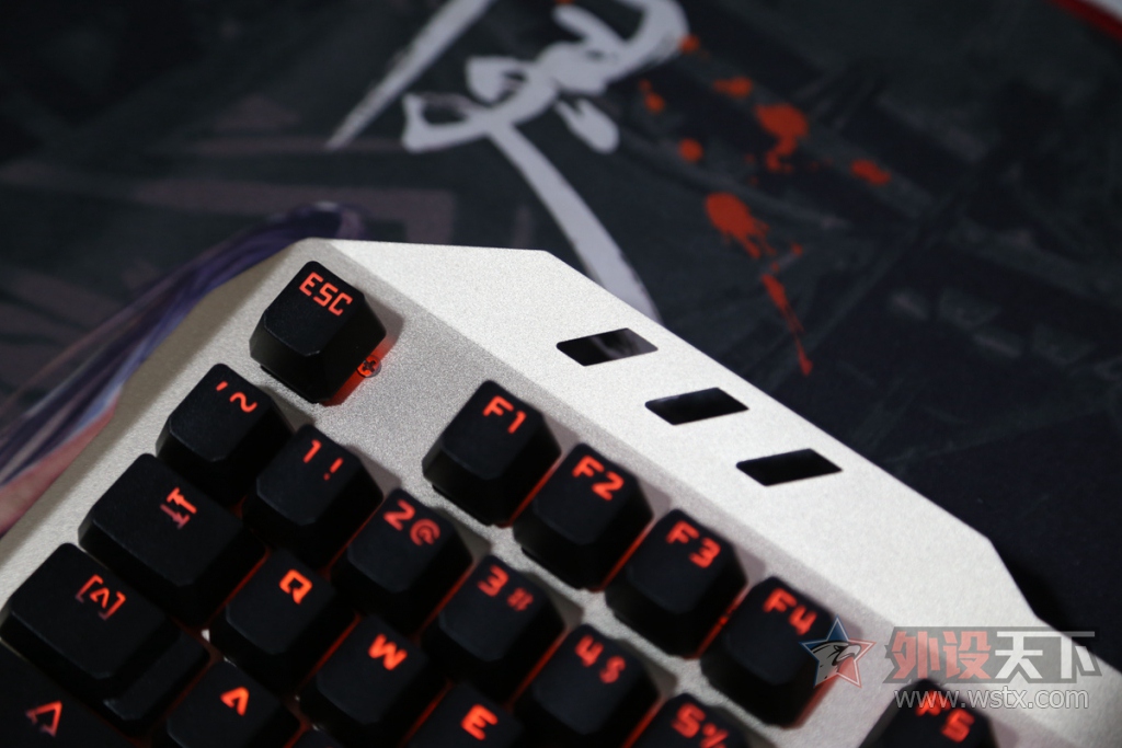 百元机械键盘测评rgb,烧哥测评键盘推荐