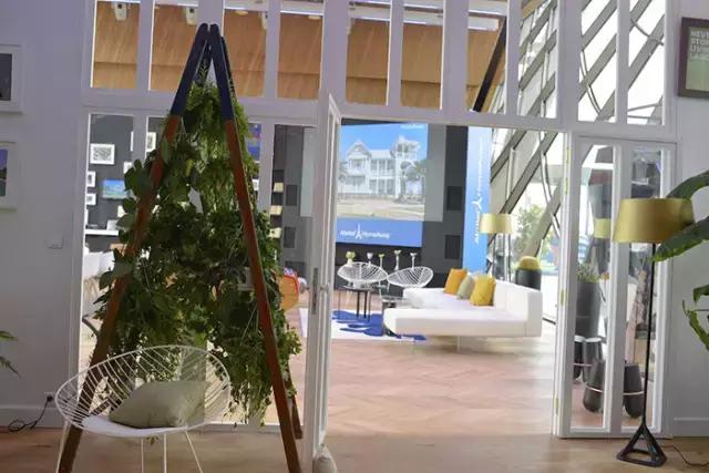 欧洲杯住宿酒店环境,埃菲尔铁塔神秘公寓