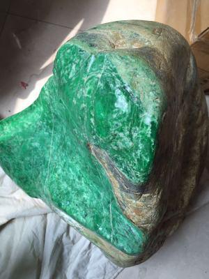 绿色的原石值多少钱,新料子价格