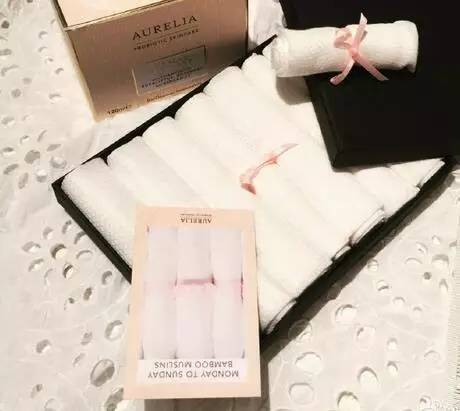 怎么对付磨人的妖精,一招搞定闭口粉刺