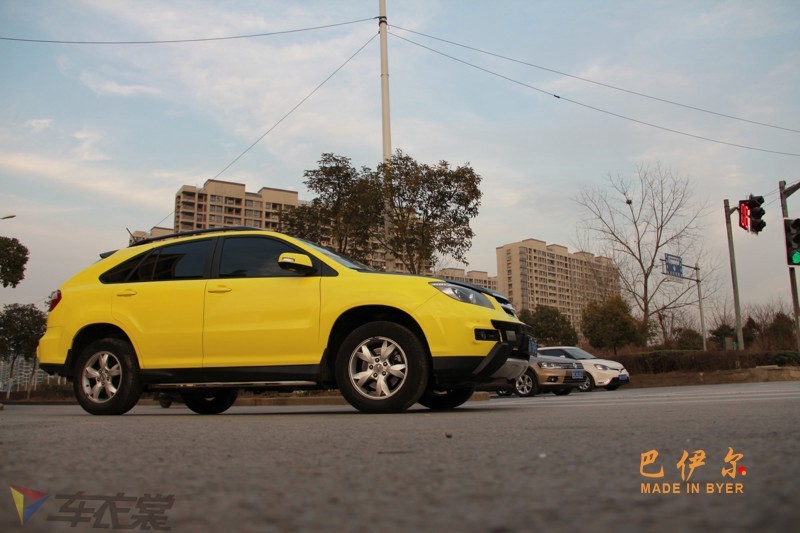 比亚迪s6黑色隔热膜,比亚迪s6贴膜改色