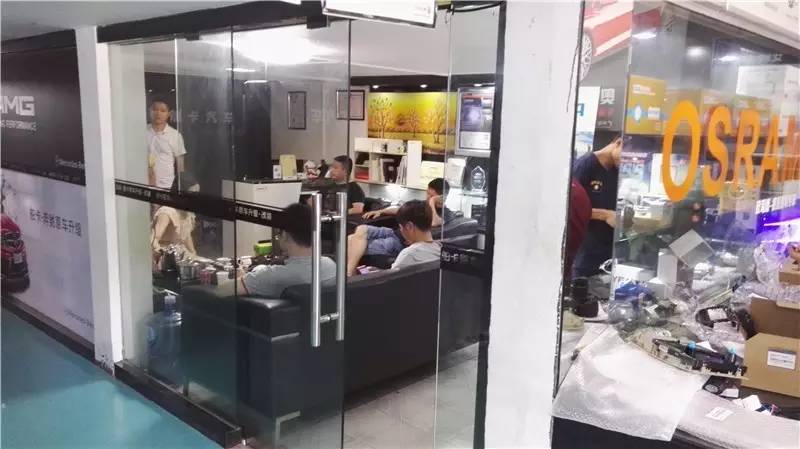拜访改装店,拜访汽车改装店
