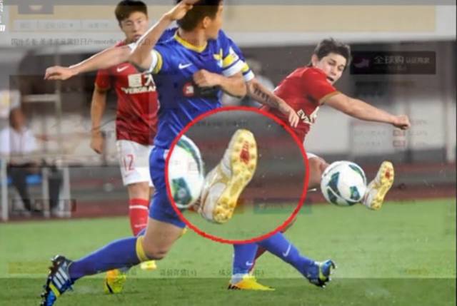 还有谁？！让你轻松拥有比球星更酷的战靴｜发现定制