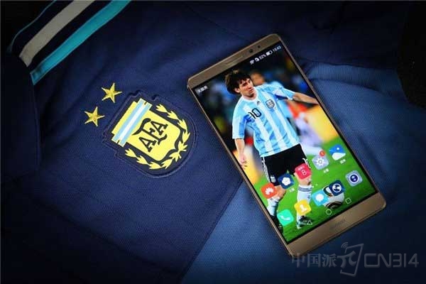 手机与足球的不解情缘Gigaset的拜仁定制机