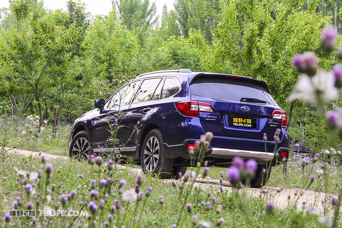 斯巴鲁傲虎试驾2021越野视频,深度试驾2018款斯巴鲁傲虎