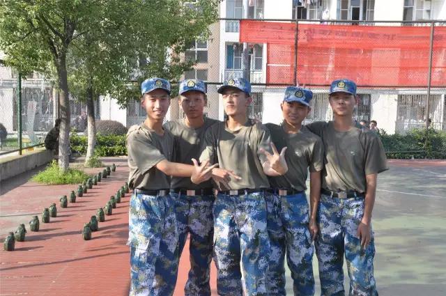 又到一年高三毕业季,又到了毕业季挥手告别