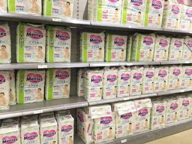 天津自贸区进口直营店,天津现在开了几个商场