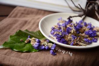 炎炎夏日——女性常饮花茶好处多