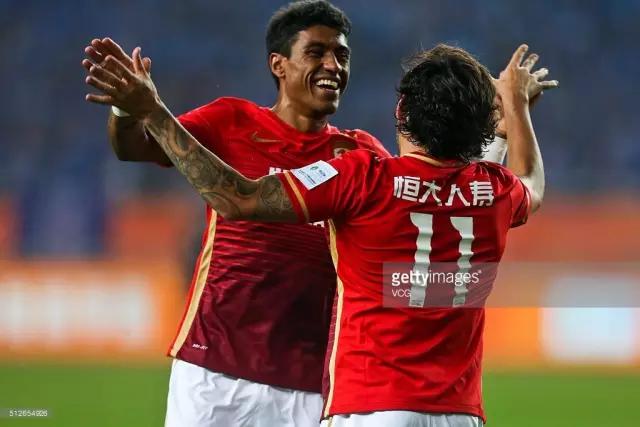 赛季没过半打进25球,恒大2023-2024赛季球衣