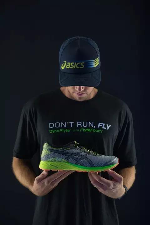 asics跑鞋最新发布,asics顶级跑鞋