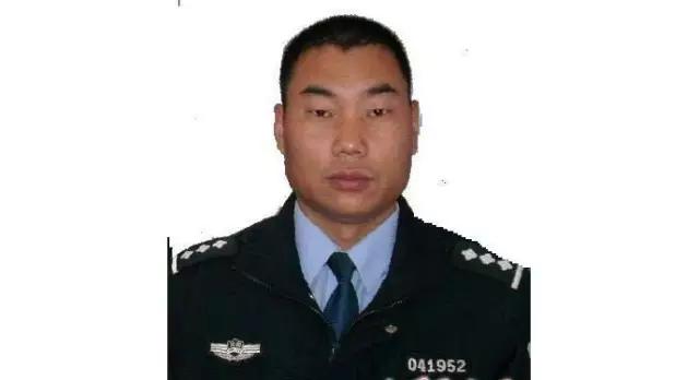 青春担大义血性耀*党**旗——献给中国*产党共**建*党**95周年