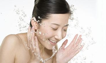 新手淡妆入门化妆品清单,新手学化妆淡妆需要哪些化妆品