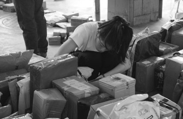 大学生成为家里主力,大学生成消费主力军