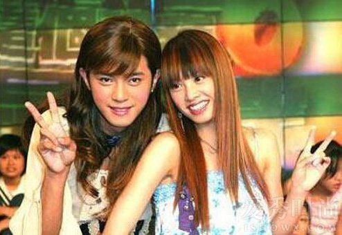 罗志祥和蔡依林同台撩蔡依林,罗志祥蔡依林演唱会叫蔡依林阿姨