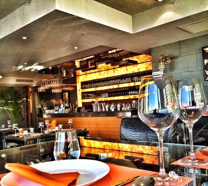 惠灵顿牛排孙红雷试菜,惠灵顿牛排孙红雷到底谁做的好吃