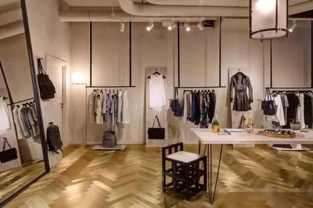 英镑贬值得好快,英镑贬值我们该如何应对