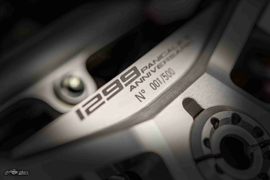 杜卡迪1299superleggeras宣传,杜卡迪superbike1299panigale