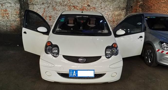 比亚迪f02015款1.0lamt,比亚迪f0性价比高