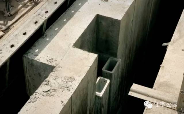 河边怎么建房子好看,河边房子怎么造