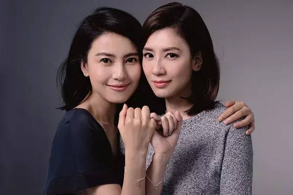 赵薇和王菲是如何成为闺蜜的,王菲和赵薇是一样的人