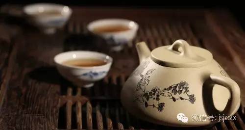 雅贿是贪腐需提防吗,雅贿和贿赂的区别