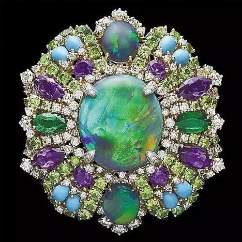 珠宝欧泊是什么,欧泊珠宝怎么挑选