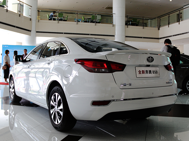 一汽奔腾b50落地价16款,一汽奔腾b50自动挡最新落地价