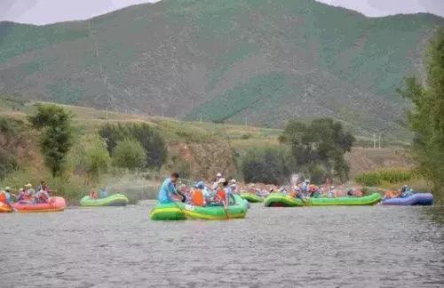 辽宁漂流圣地，请逐个攻克！给我一个呲水枪，哥能称霸这条河