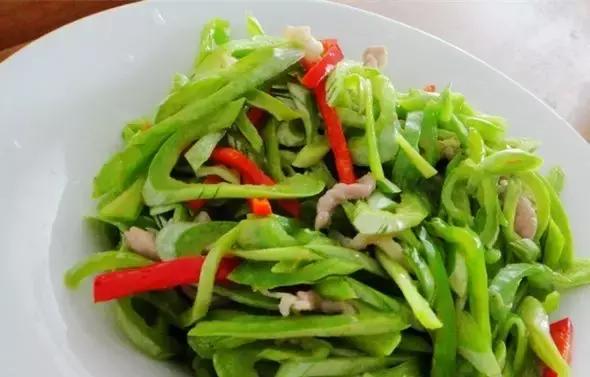 据说，渭南好多人都吃过这条青蛇！