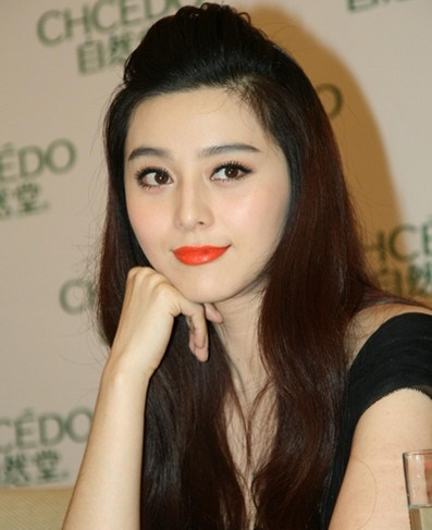 你会因为爱豆而喜欢上一只口红吗？