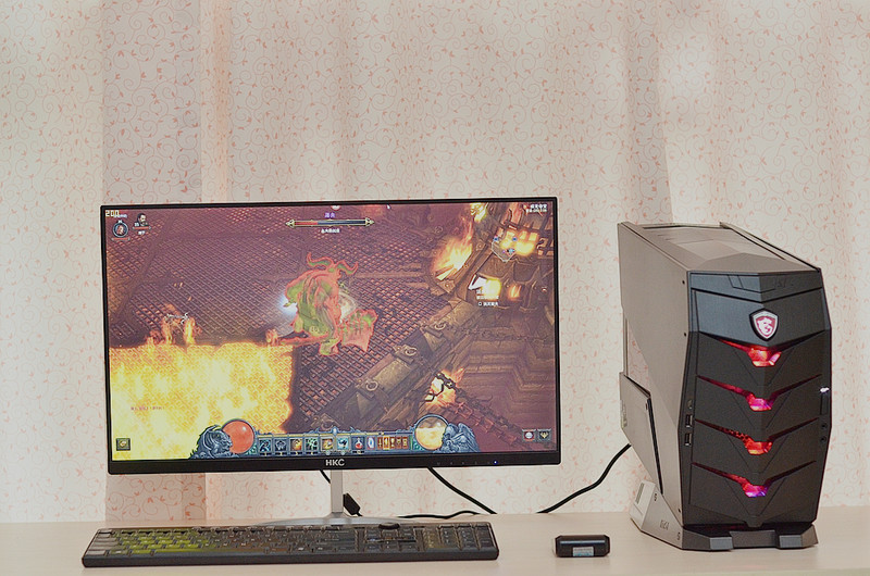 看,有光!异形般的电脑如是说