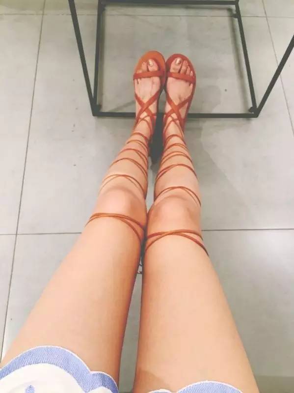 夏天快到了推荐穿什么鞋女,夏天出去玩穿什么鞋子舒服好看