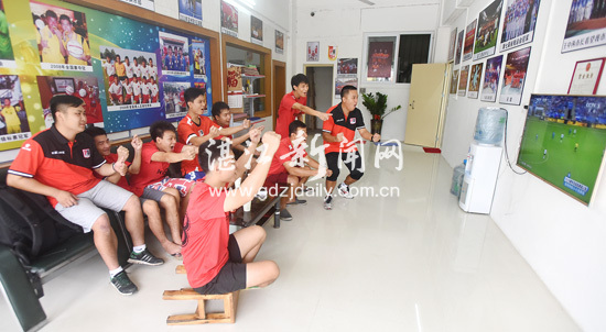 聋人足球,聋人足球队全集