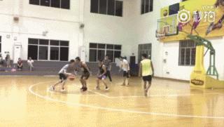 鹿晗帅气洗脱“娘”标签,获赞:确实不错,比吴亦凡强