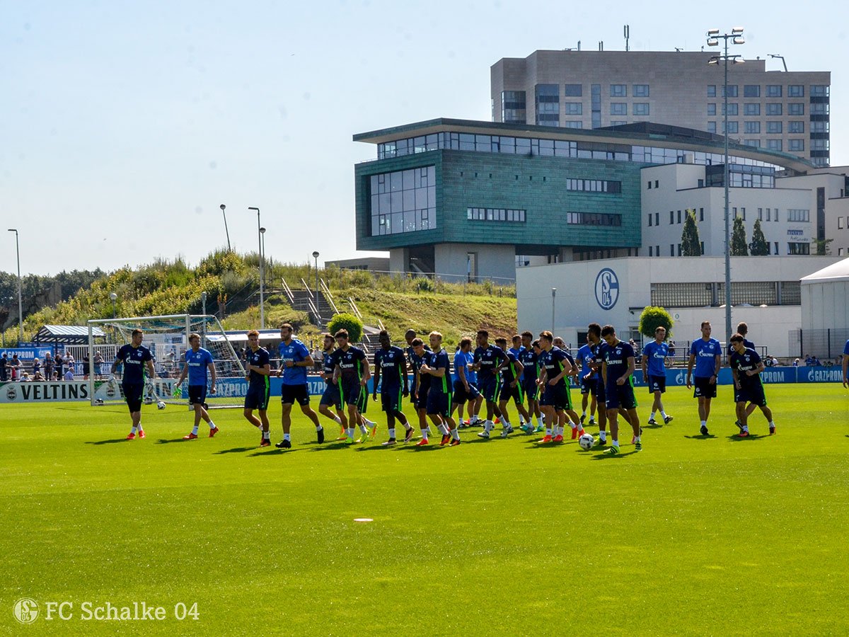 你强你先说沙尔克大比分狂胜Wanne-Eickel