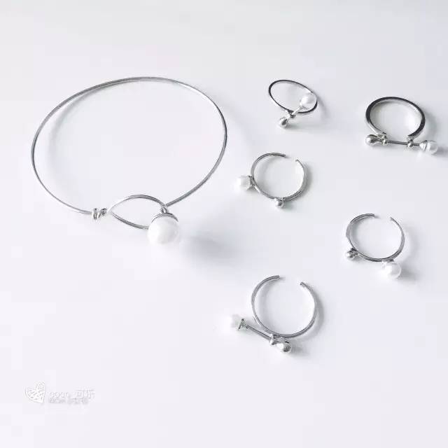 项链女款高级感轻奢小众百搭配饰,男生戒指配饰推荐小众高级款