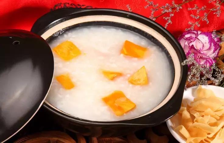 孕妇不想吃饭只想吃水果,孕妇不想吃饭应该吃点什么