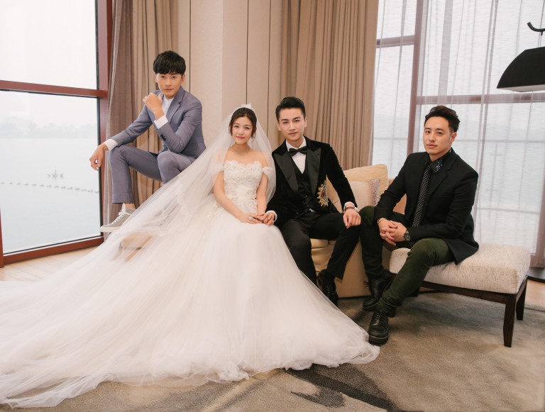 刘诗诗陈妍希婚纱照,陈妍希唐艺昕婚纱