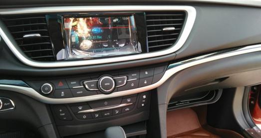 空间足够乘坐舒适,空间宽裕动力足够家用