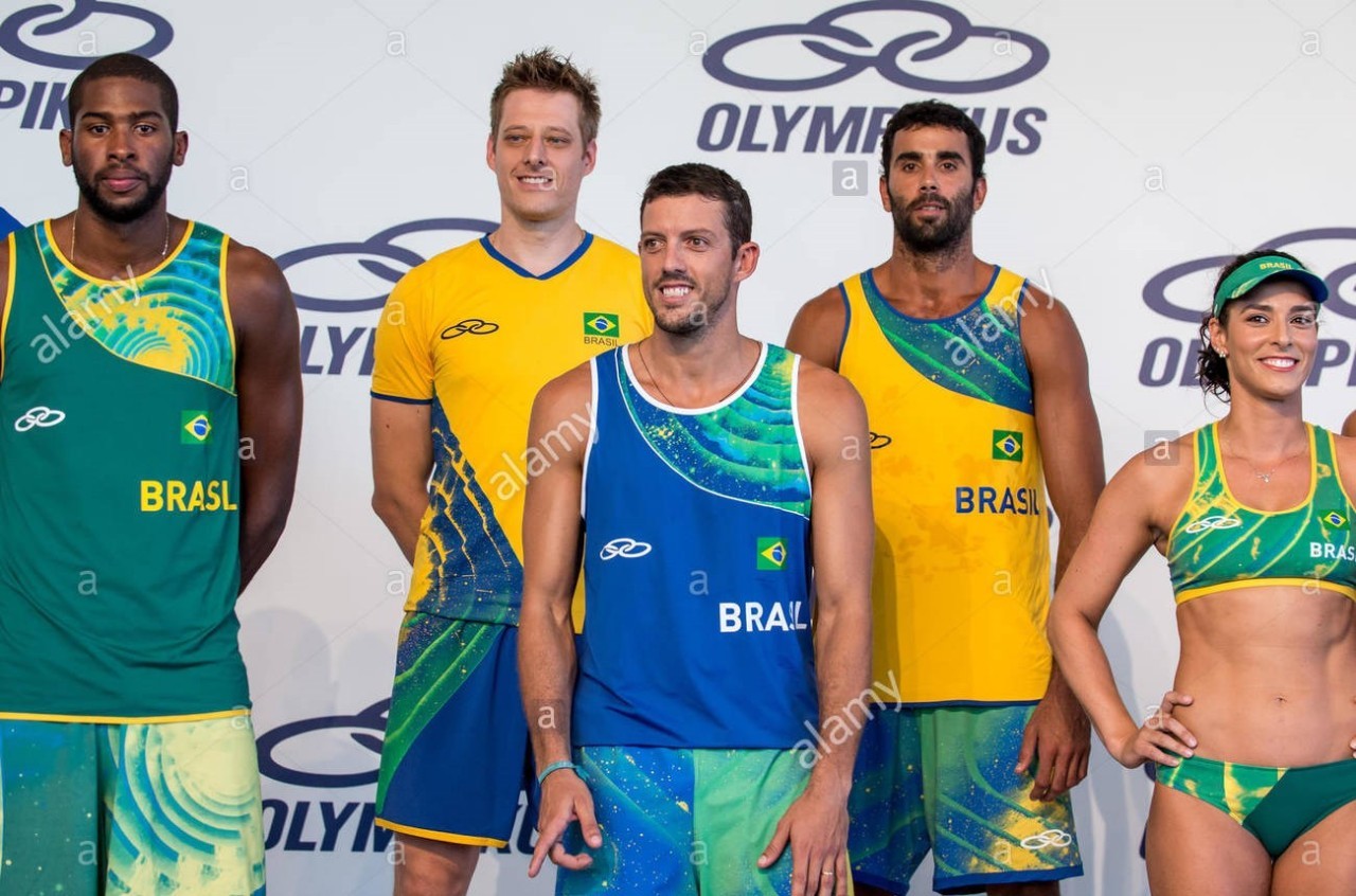 各国奥运队服比拼,中国奥运战袍设计