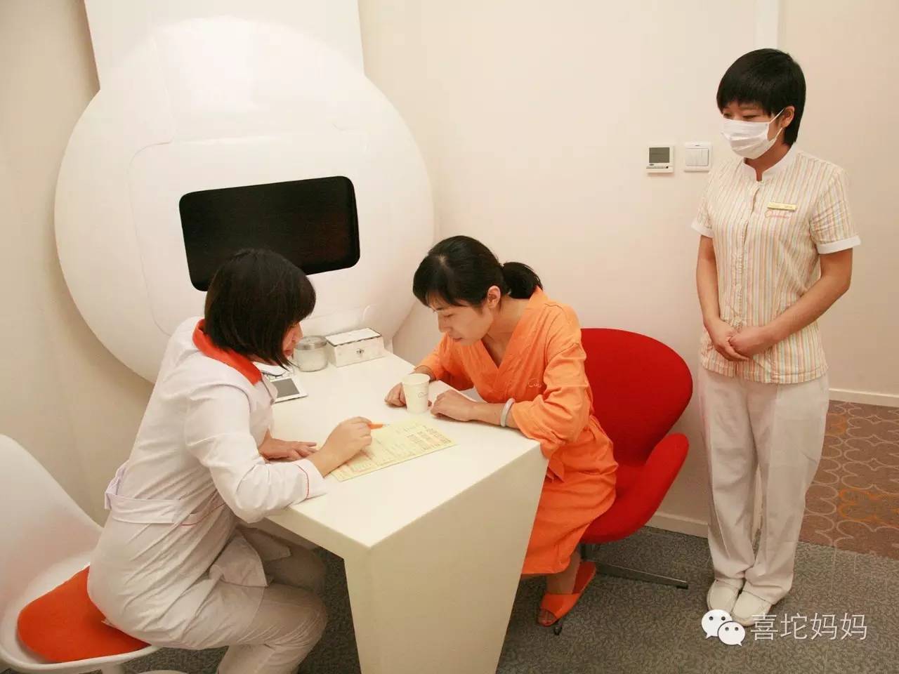 产后42天复查都检查什么挂什么科,产后42天检查可以推迟几天再做吗