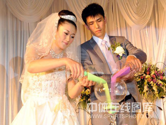 女排选手孙玥结婚照片,前中国女排队员孙玥结婚的视频