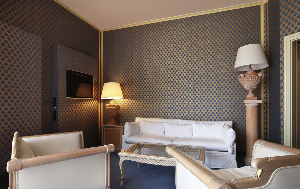 胡桃木和桃花心木哪种木材好,桃花心木是什么木材