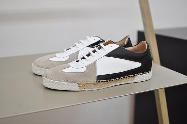 原来Puma、MartinMargiela、visvim都“抄袭”过德国*用军**训练鞋！#球鞋星期二