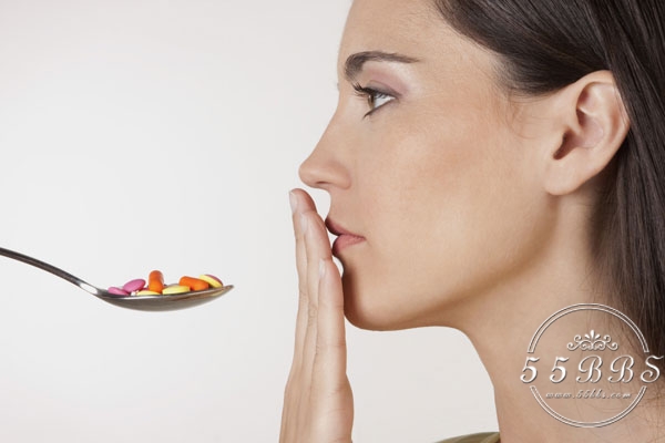 自己折腾黑的皮肤含着泪也要白回来！