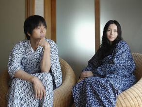 同学会遇到暗恋的人该怎么办,已婚男女同学会后频繁聊天