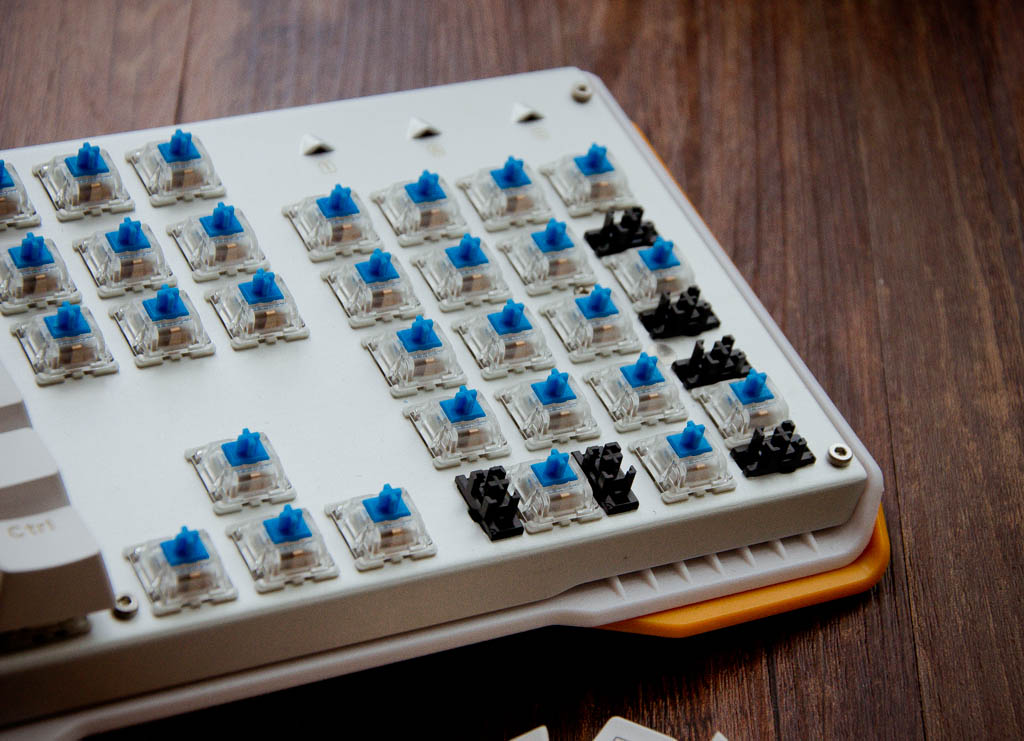 贱驴619机械键盘使用说明,贱驴619s键盘拆解