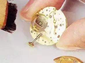 真皮表带如何恢复如新,树脂表带怎么恢复光亮如新