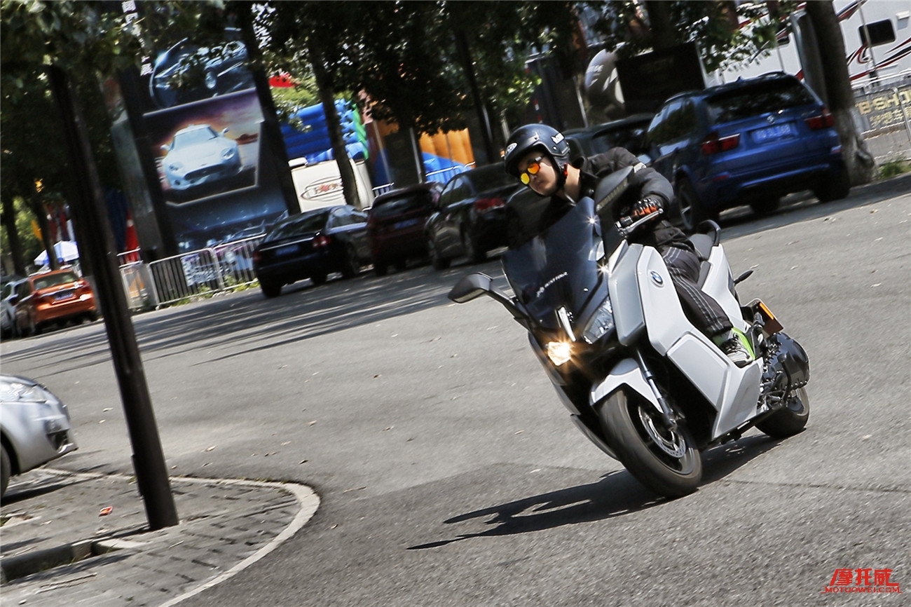 宝马电动摩托车cevolution缺点,宝马电动摩托车cevolution评测